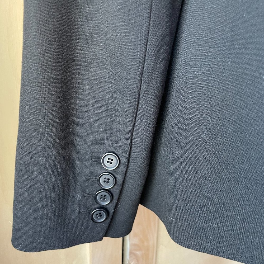 Renaur Black Blazer, Size 10 - Picture 6 of 8